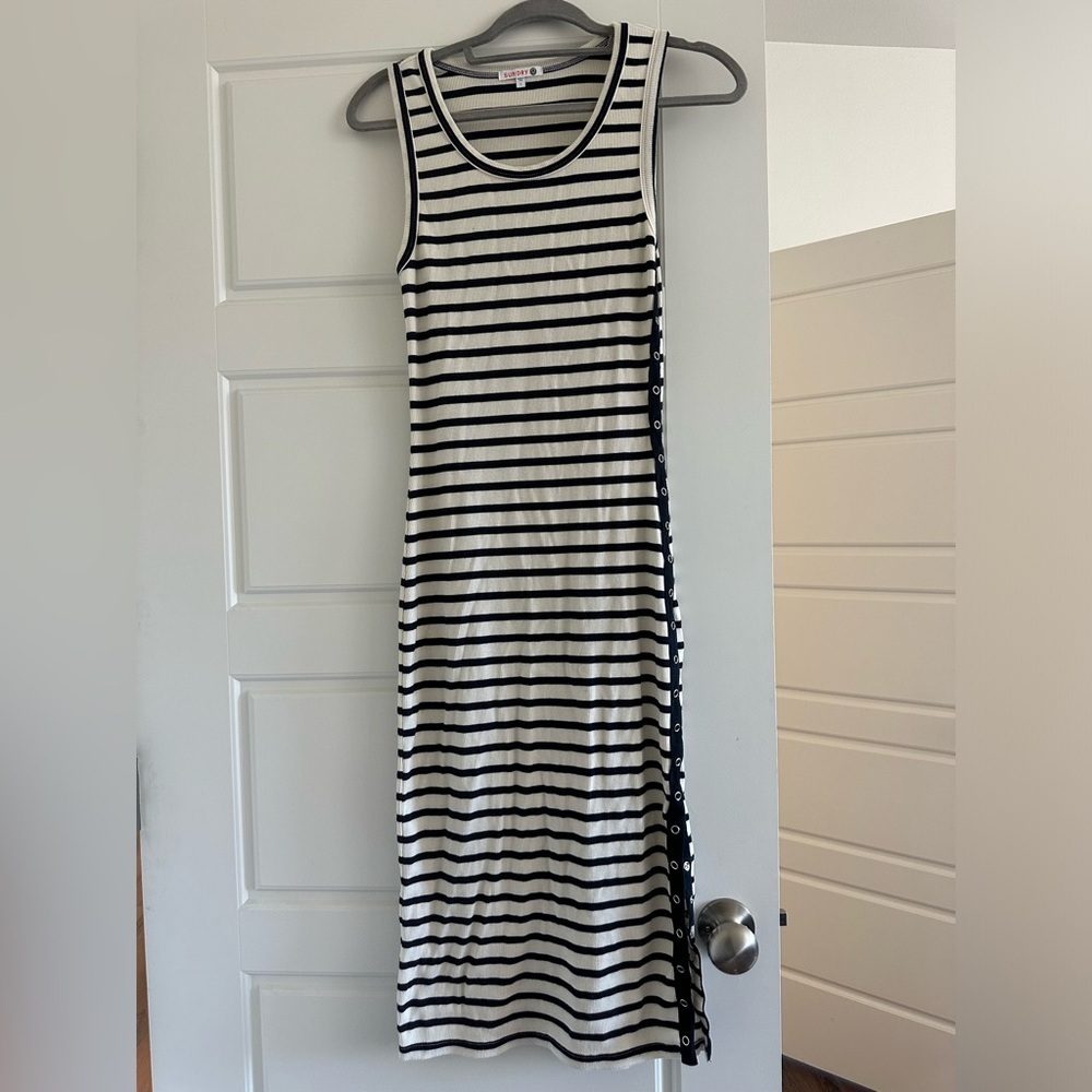 Sundry - Dress - Picture 4 of 6